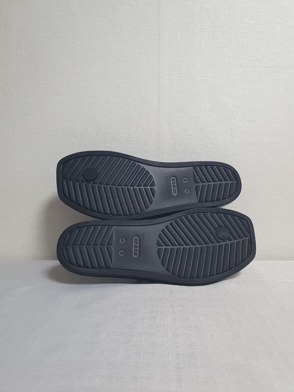 250mm 크록스 마이애미 토우 루프 샌들 블랙 상품이미지7