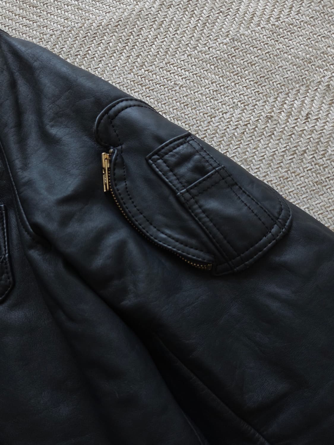 80s OG 프랑스 공군 파일럿 레더 자켓 상품이미지3