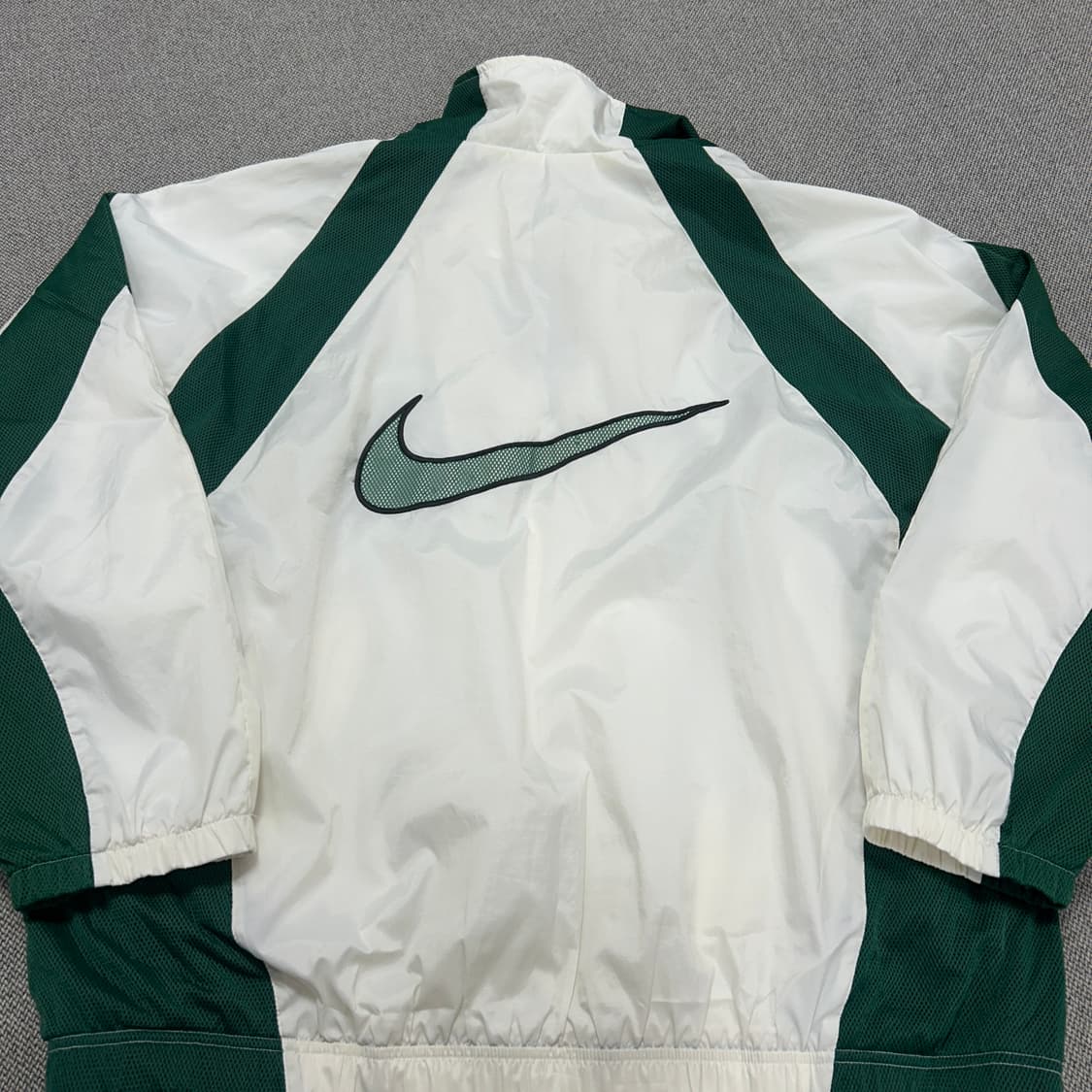 나이키 흰초 올드스쿨 빅스우시 바람막이(2XL) 상품이미지9