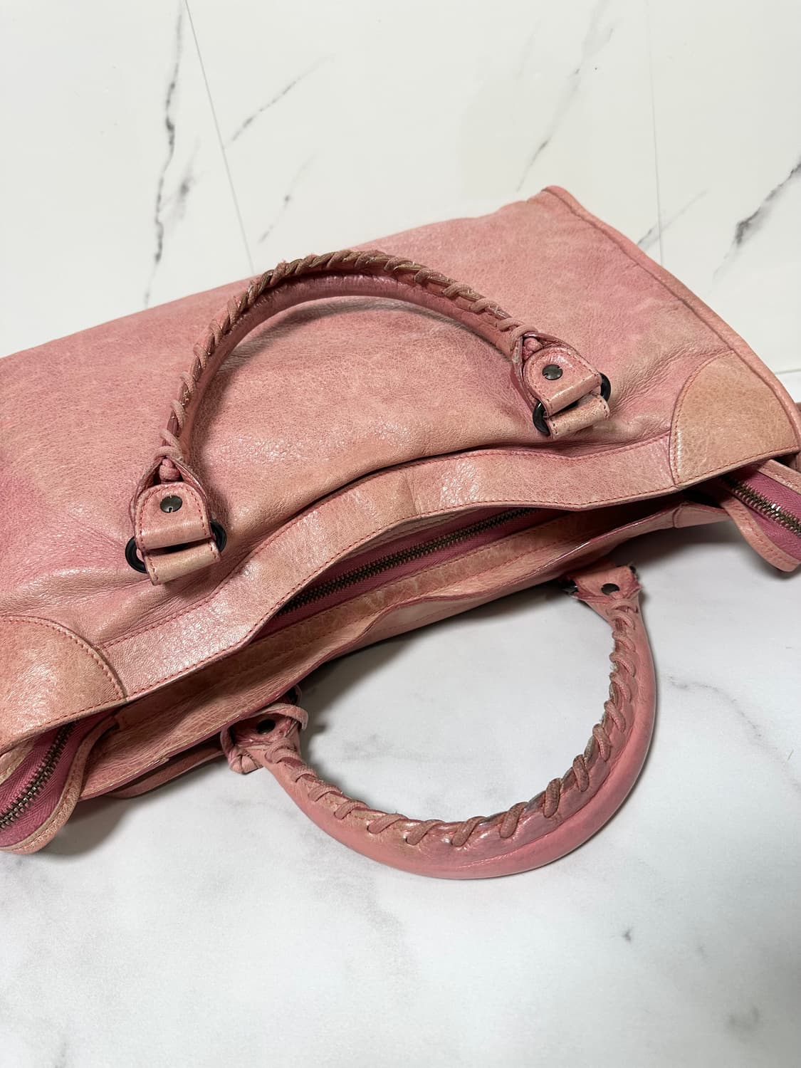 [정품] 발렌시아가 시티 모터백 미디움 핑크 상품이미지6