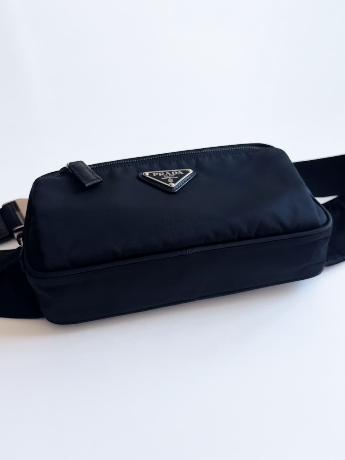프라다 테수토 사피아노 벨트백 상품이미지5