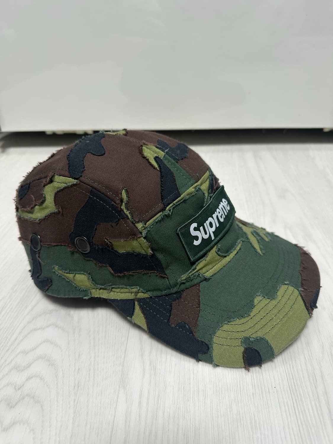 슈프림 레이어드 카모 캠프캡 우드랜드 카모 – 25SS 상품이미지4