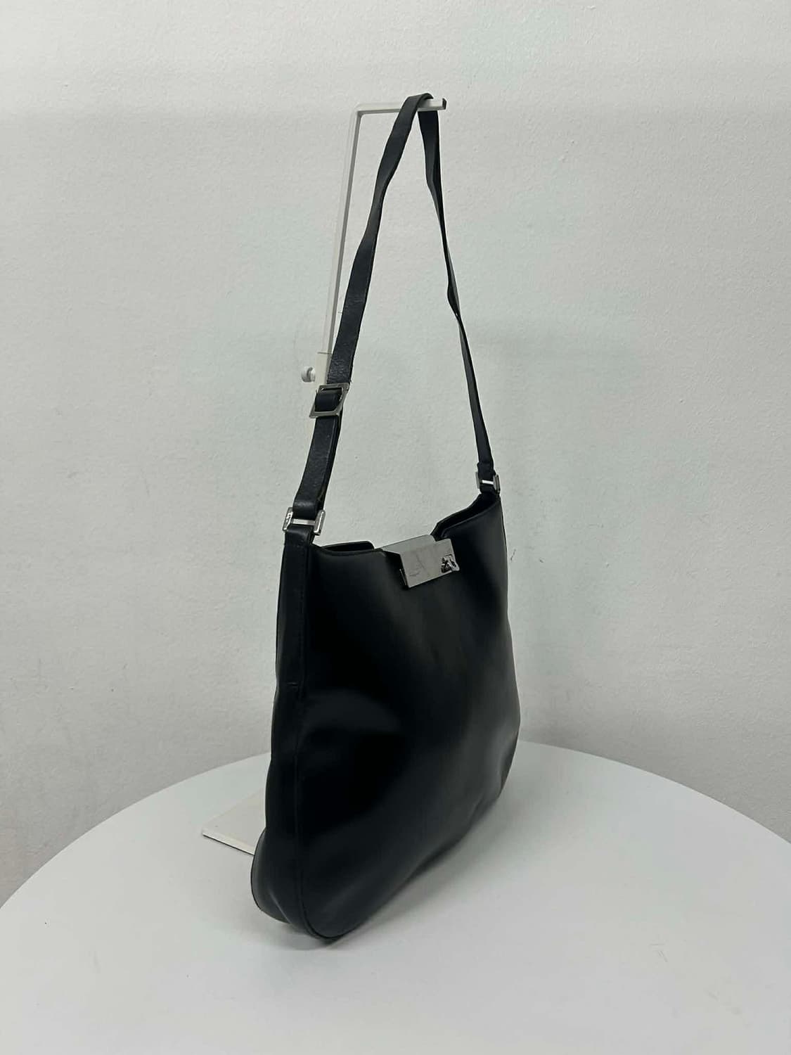 살바토레 페라가모 간치니 빈티지 레더 호보 숄더백 토트백 상품이미지2