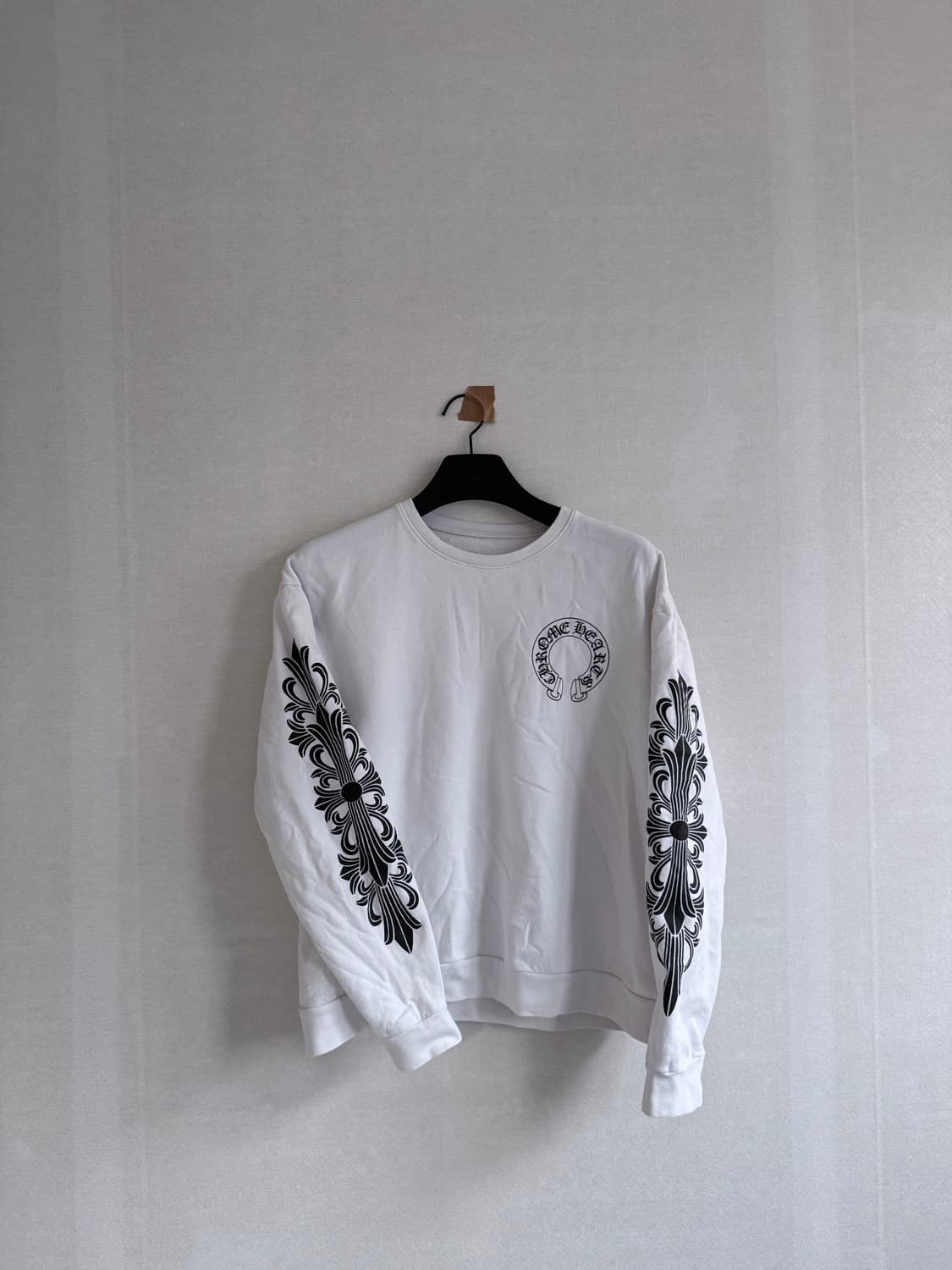 [최저가] 크롬하츠 플로럴 홀스슈 맨투맨 S 상품이미지1