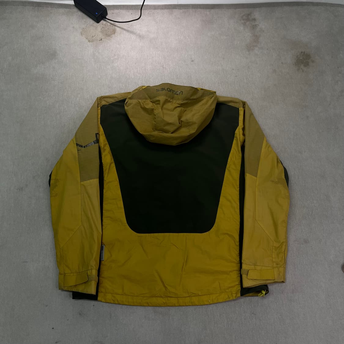 100 살로몬 고프코어 고어텍스 바람막이 자켓 상품이미지2