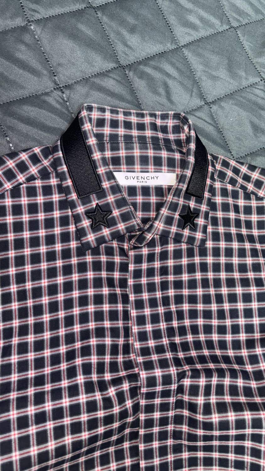 지방시 스타패치 15FW 리카르도 자수 플란넬 체크셔츠 38사이즈 상품이미지1