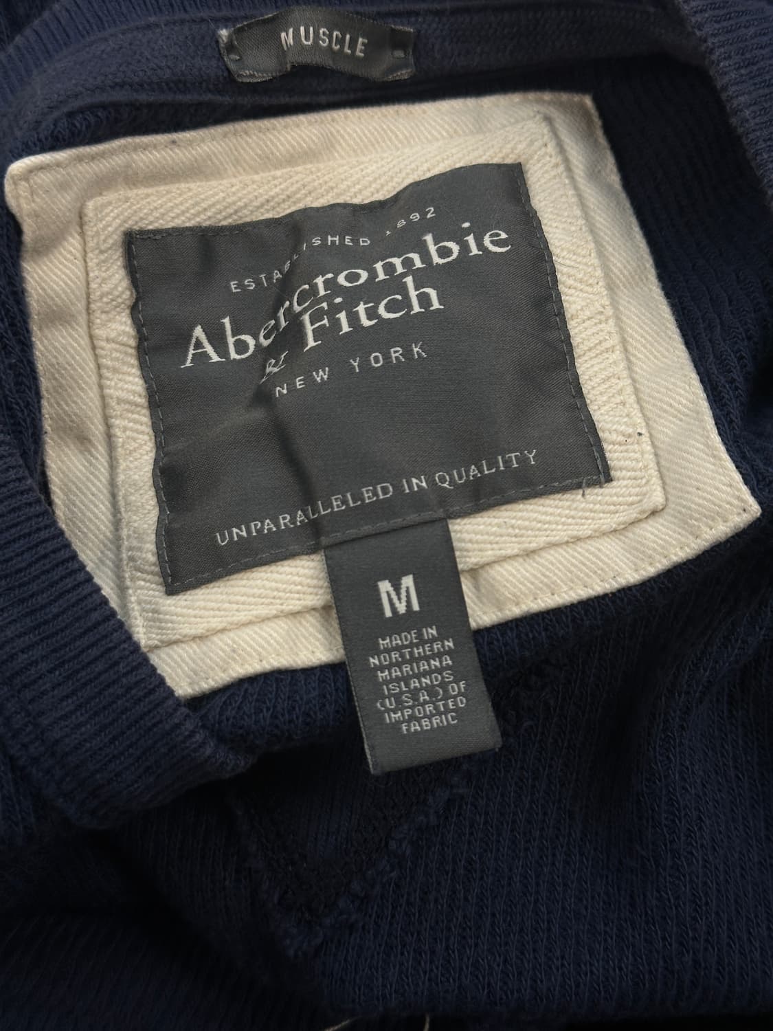 아베크롬비 커팅 y2k 아플리케 롱슬리브 navy 상품이미지4