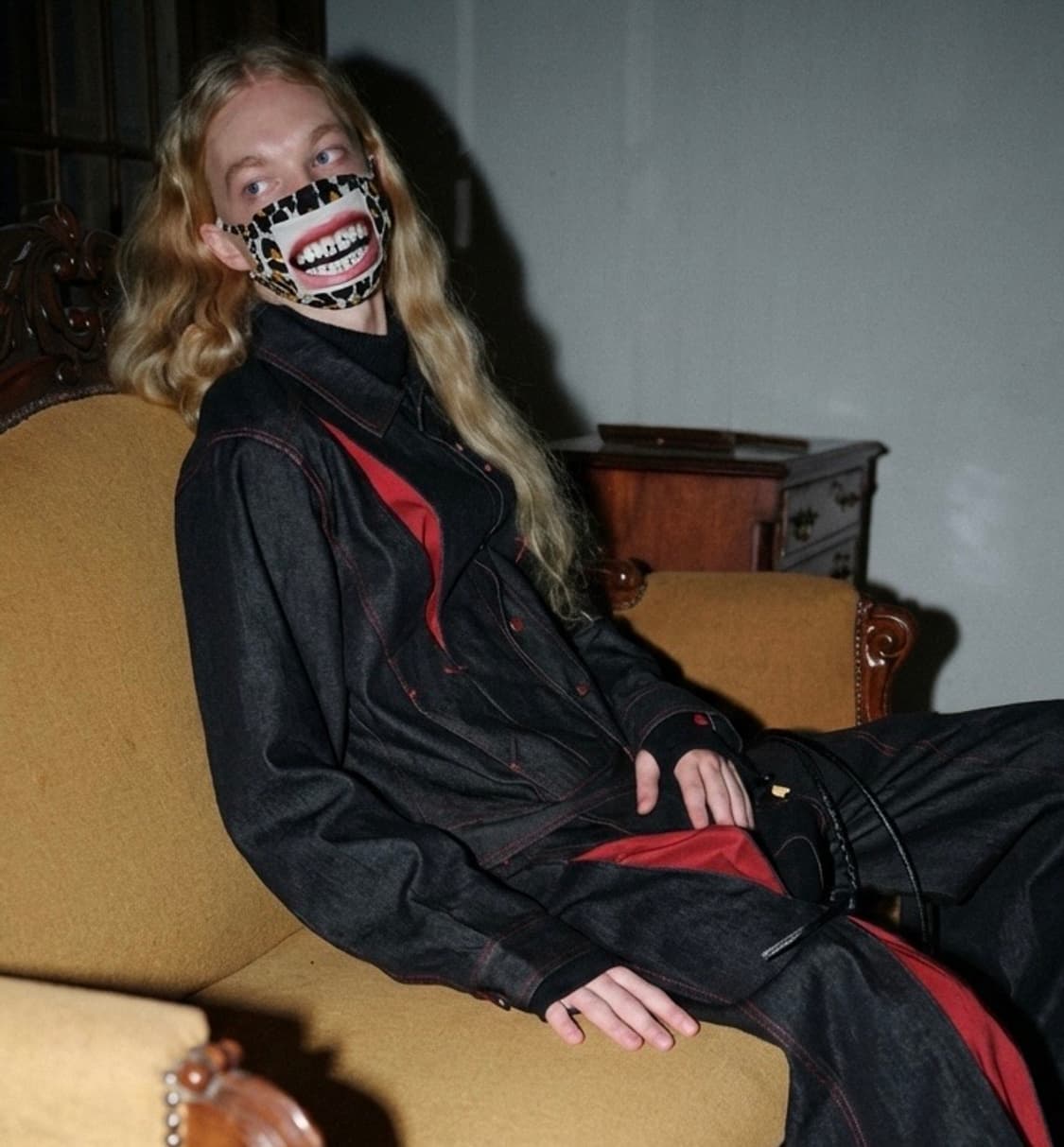 마크제이콥스 로고 그릴즈 프린트  레오파드 마스크 상품이미지1