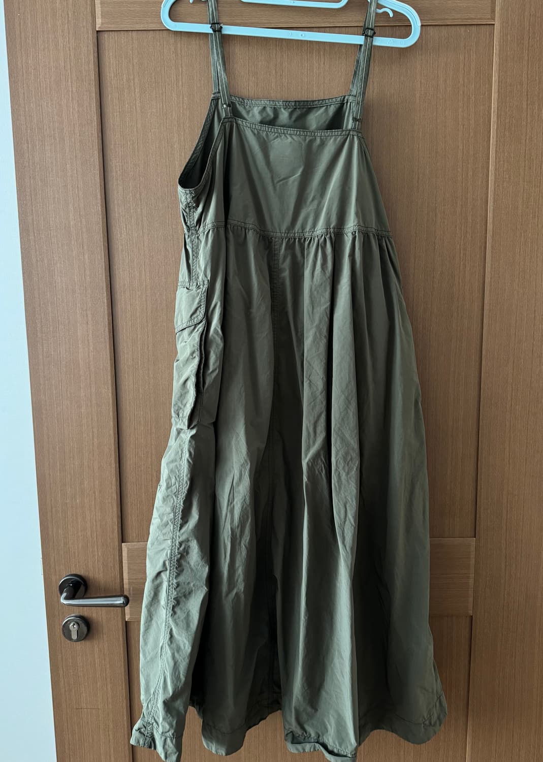 (네고가능) 앤드원더 오버사이즈 카고 원피스 (카키 F) 상품이미지3