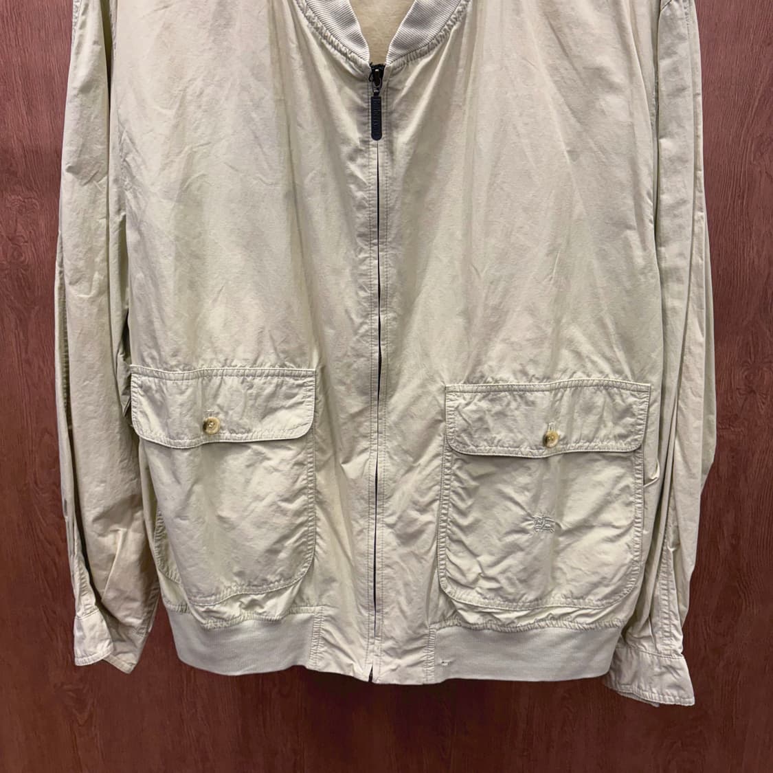 버버리 라이트 집업 자켓 로고 자수 플랩 포켓 밑단 밴딩 라이트 옐로우 상품이미지5