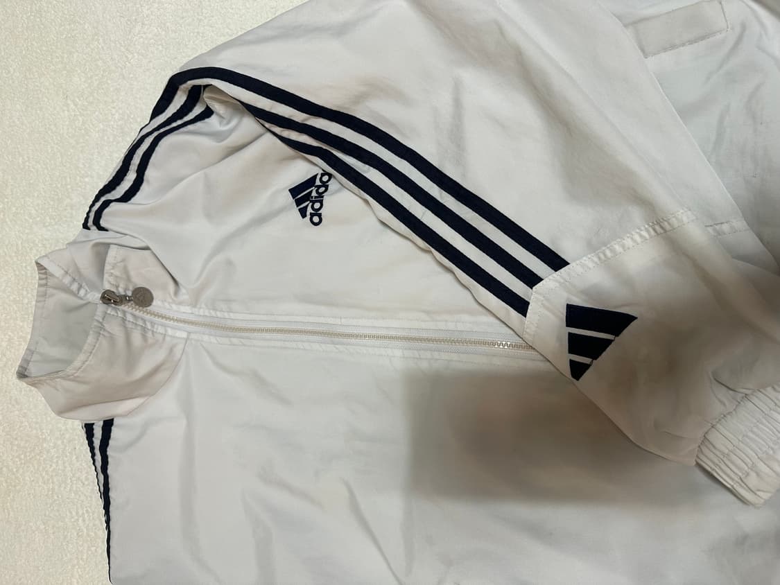 아디다스 올드스쿨 바람막이 구합니다 상품이미지4