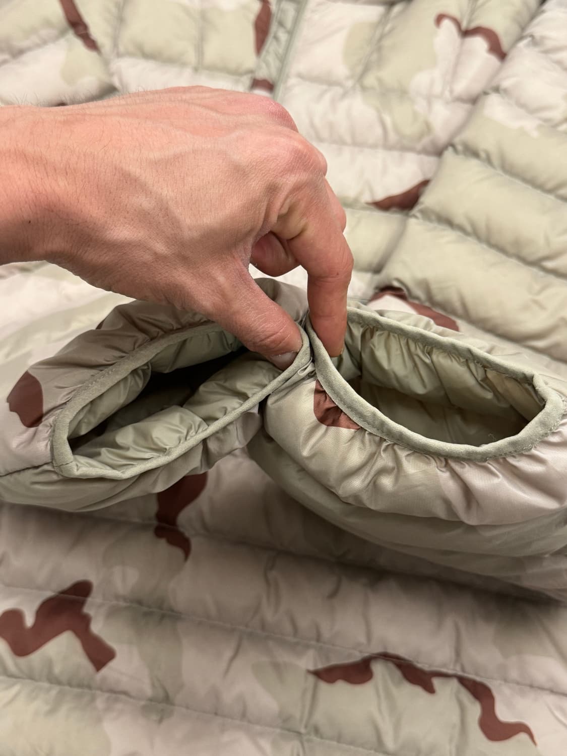 슈프림 아노락 패딩 카모 XL 새상품 상품이미지4