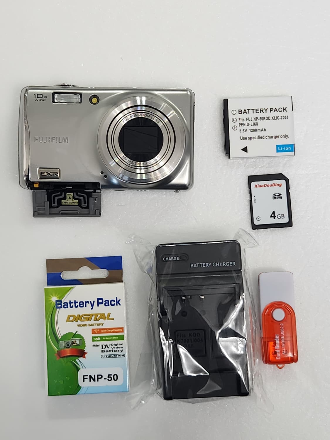 후지필름 파인픽스 f70 exr  빈티지디카 아일릿 원희 카메라 상품이미지2