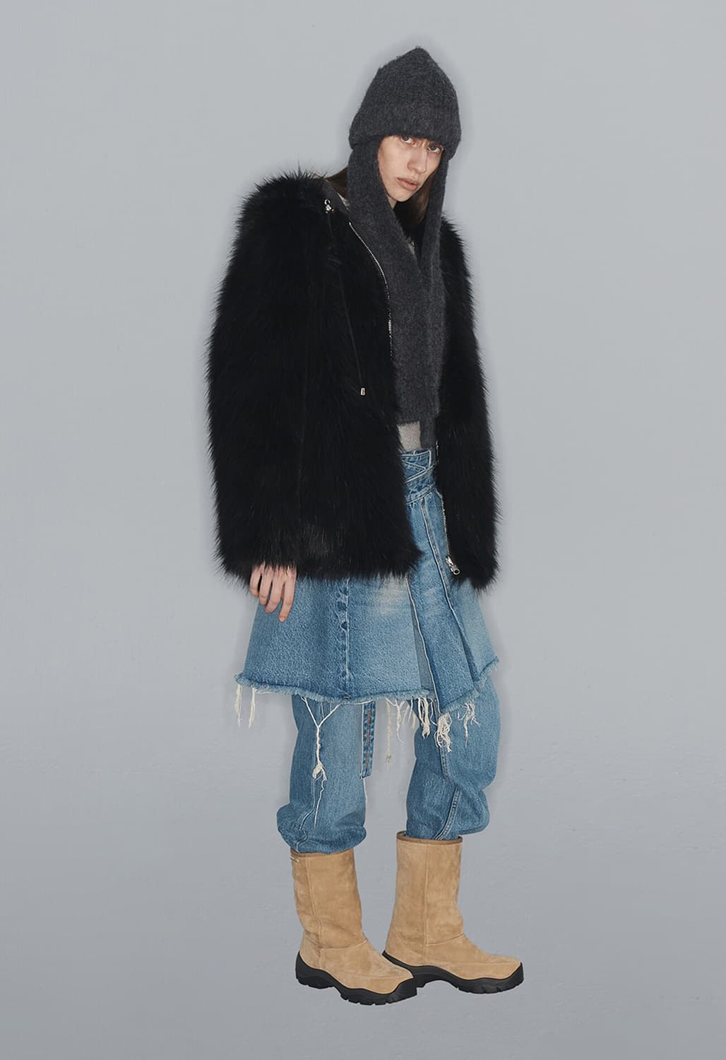 REVERSIBLE FAUX FUR HOOD JACKET, BLACK 상품이미지4