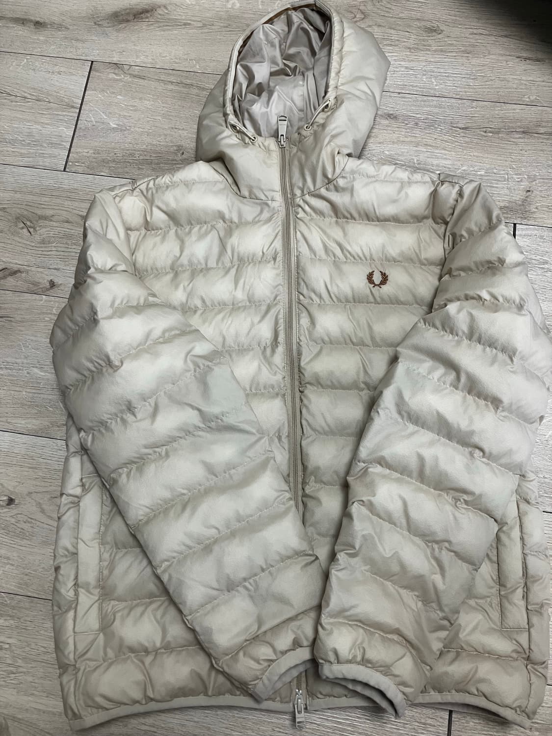 프레드페리 경량패딩 상품이미지1