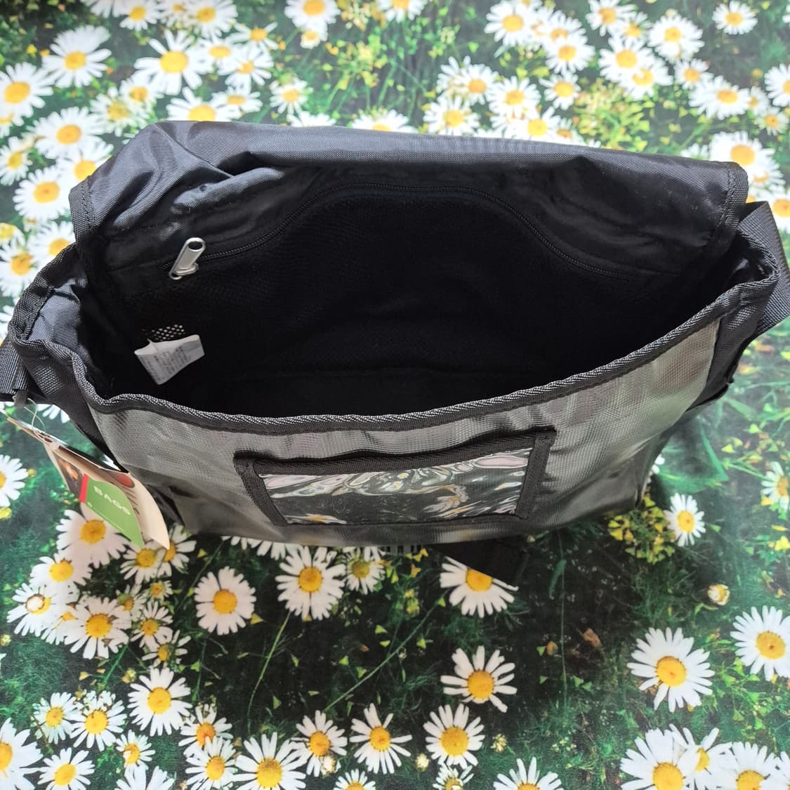 Coleman콜맨 헬로키티 09년 콜라보 메신저백 새상품 상품이미지4