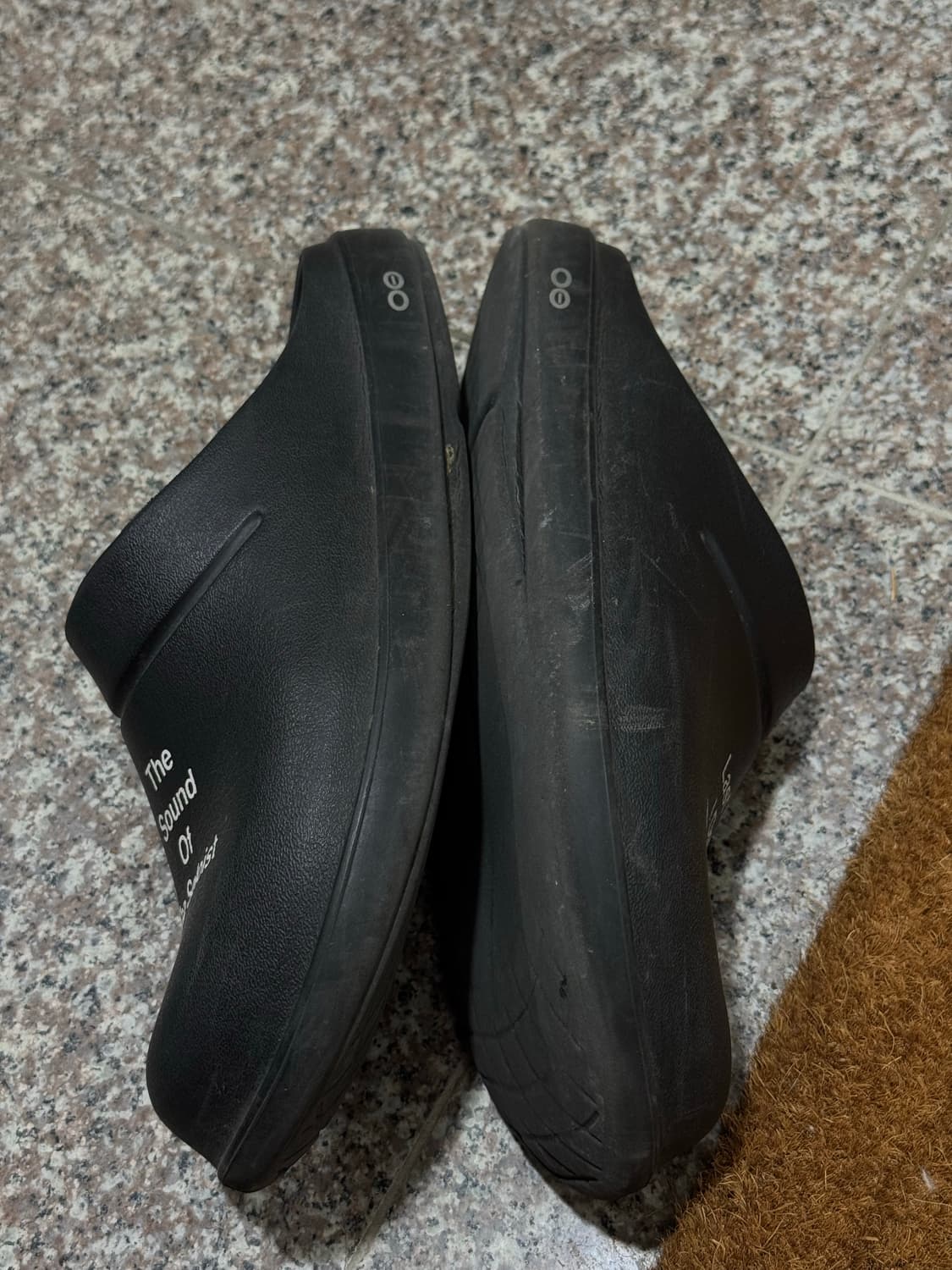 [US11, 290] 우포스 솔로이스트 클로그 블랙 상품이미지6