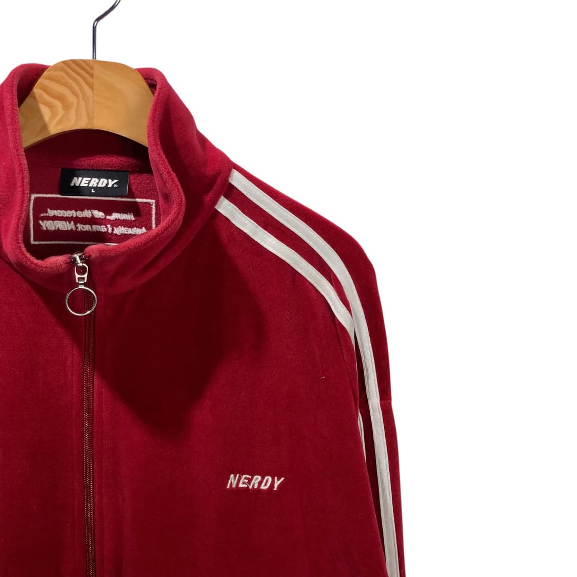 널디 사이드라인 벨벳 레드 트랙탑 상품이미지3