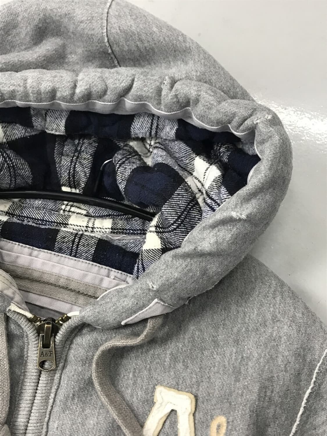 Abercrombie & Fitch Gray Hooded Zip-Up 상품이미지8
