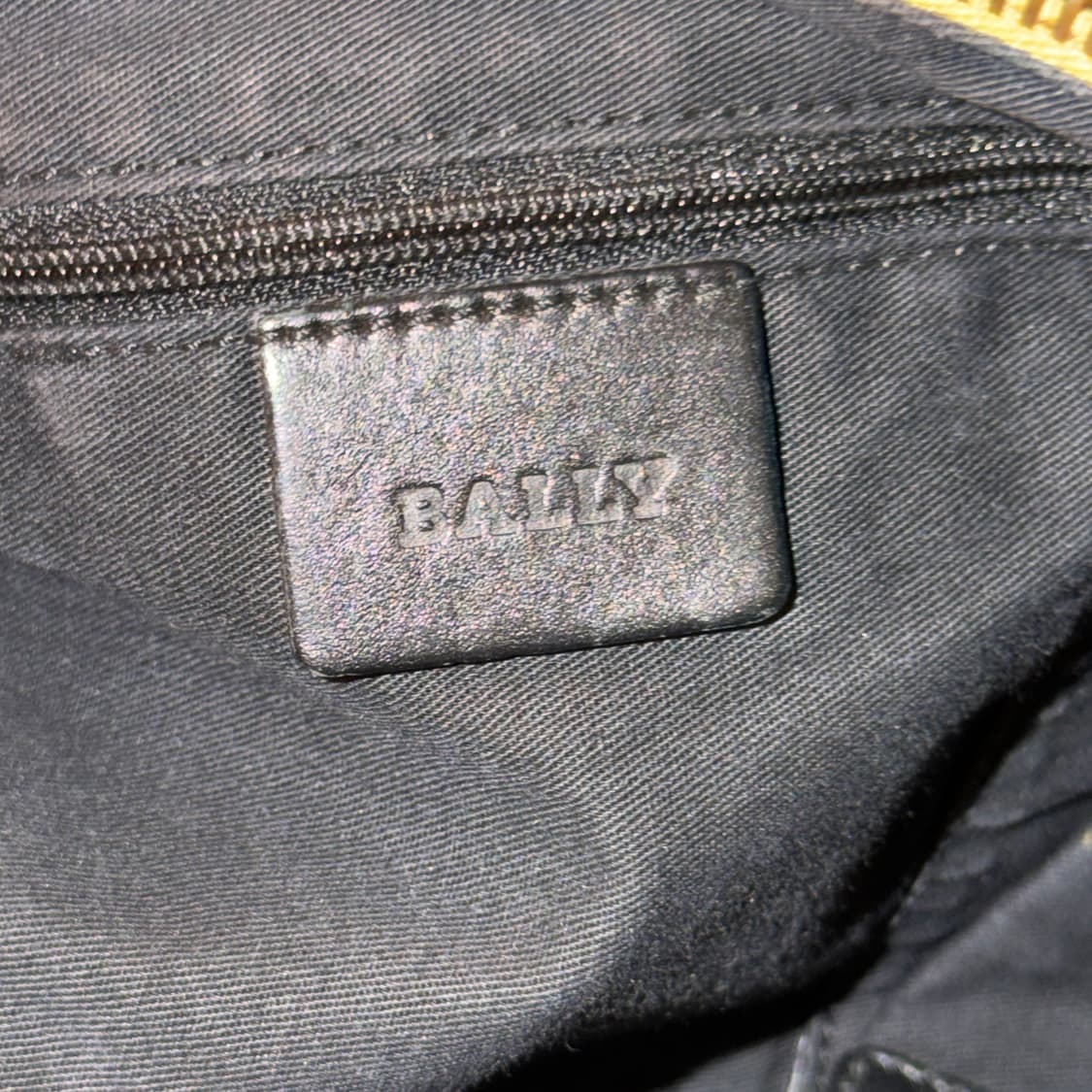 BALLY 발리 빈티지 스웨이드 호보백  상품이미지4