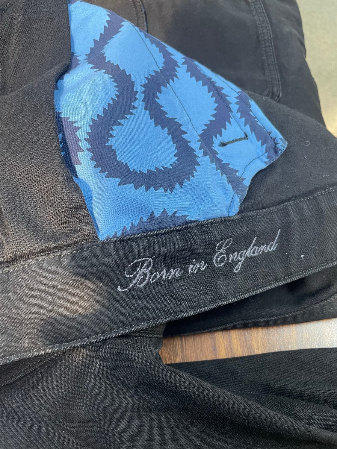 비비안 웨스트우드 블랙라벨 too fast to live 상품이미지6