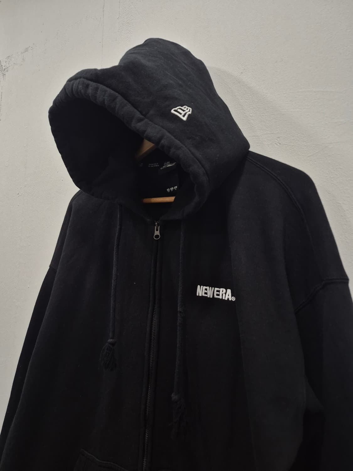 뉴에라 NE 에센셜 기모 후드 집업 블랙 남성 110사이즈 상품이미지2