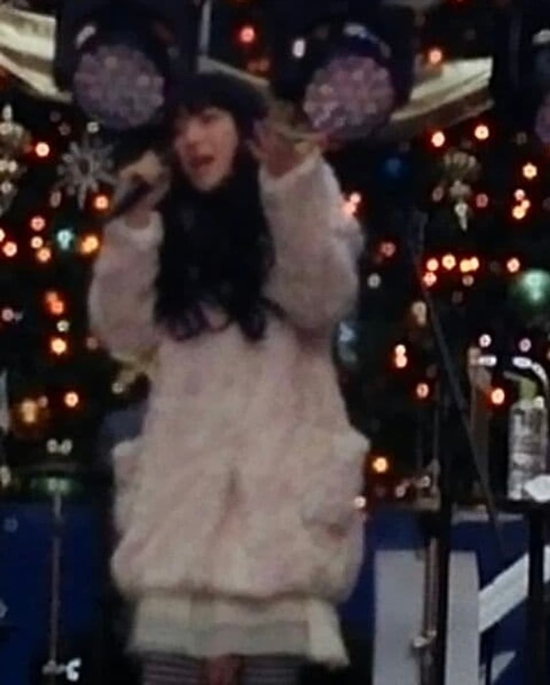 대대장 칸다사야카 착용 리즈리사 아방핏 퍼 코트 고전 갸루 달빛천사 상품이미지2