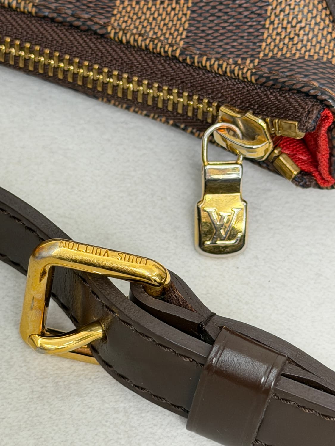 루이비통 다미에 에벤 블룸즈버리 PM 크로스백 상품이미지8