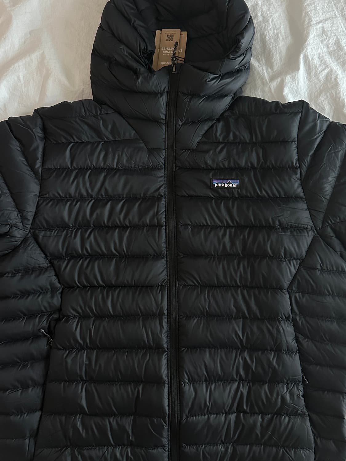 파타고니아 다운스웨터 후디 경량패딩 블랙 L  상품이미지1
