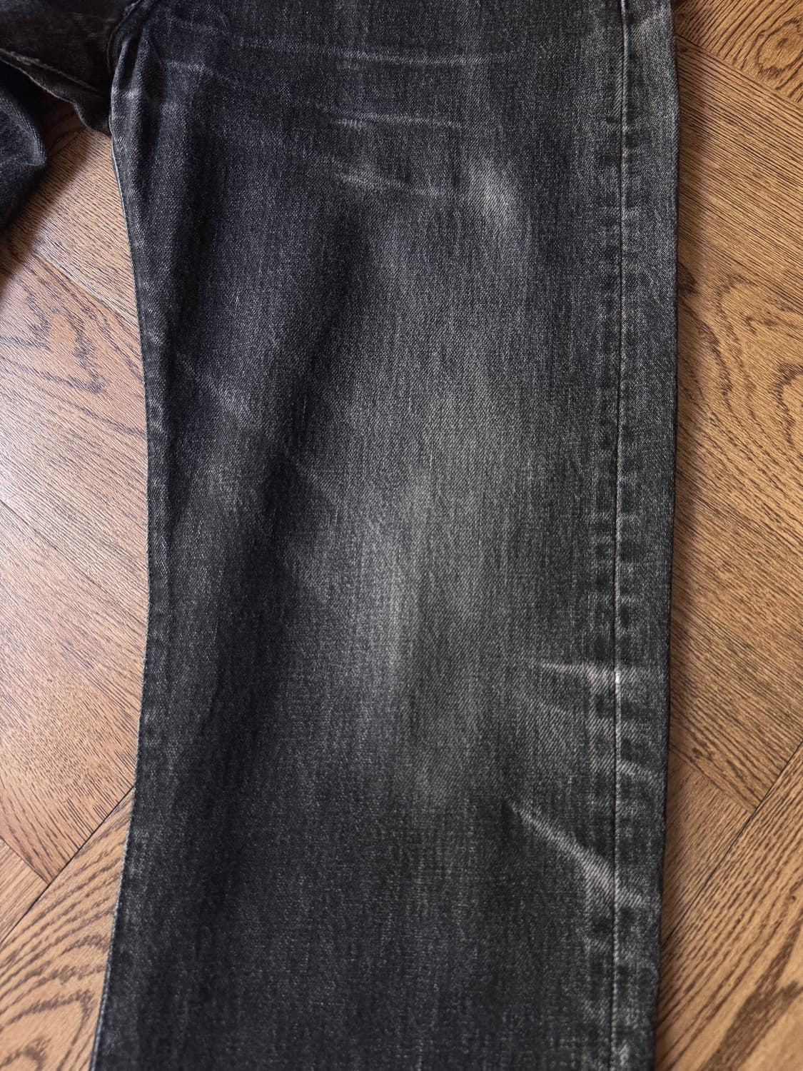 [35]리바이스 501 빈티지 페이딩 흑청 데님 팬츠 상품이미지4