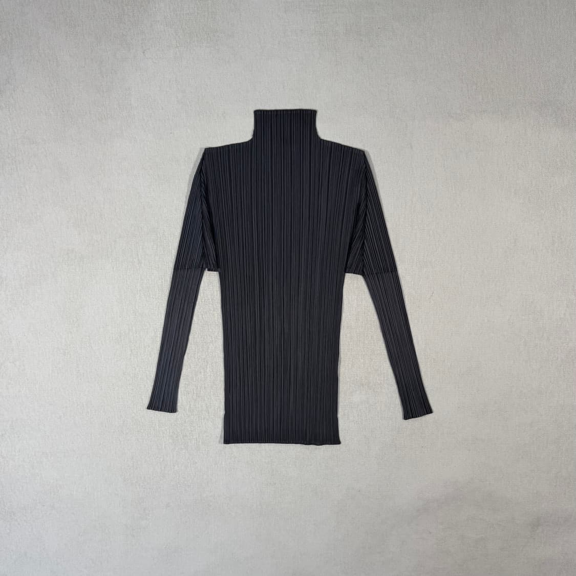 Long Sleeve Dark Gray 상품이미지3