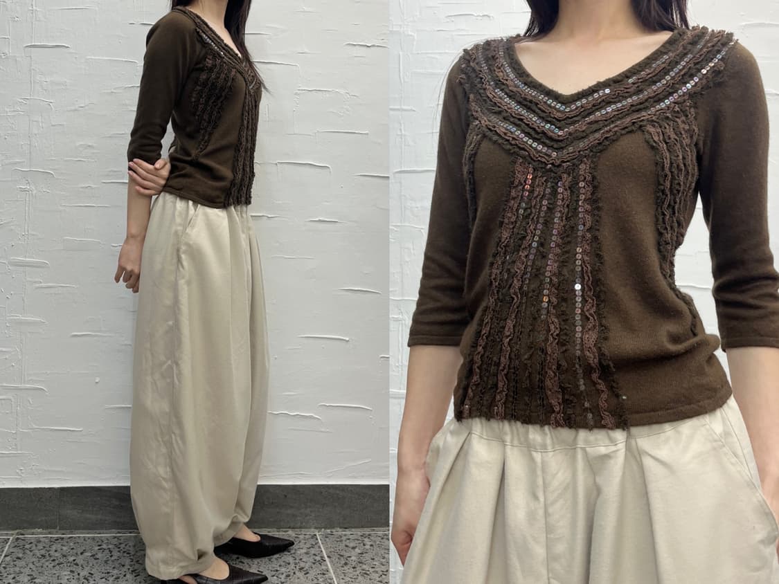 Beeds v-neck knit 상품이미지2