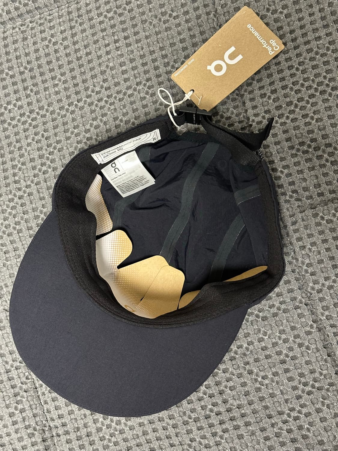 온러닝 퍼포먼스 러닝 모자 상품이미지2