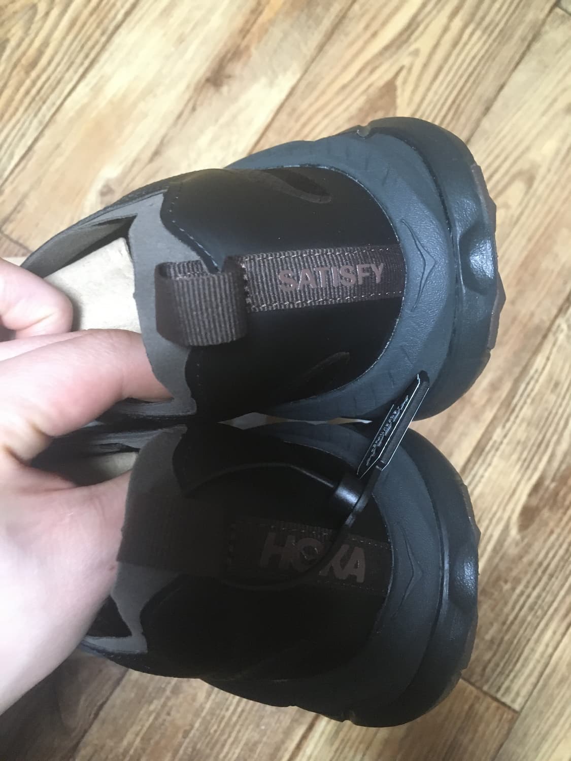 호카 새티스파이 마파테스피드4 라이트 커피 판매합니다 상품이미지4