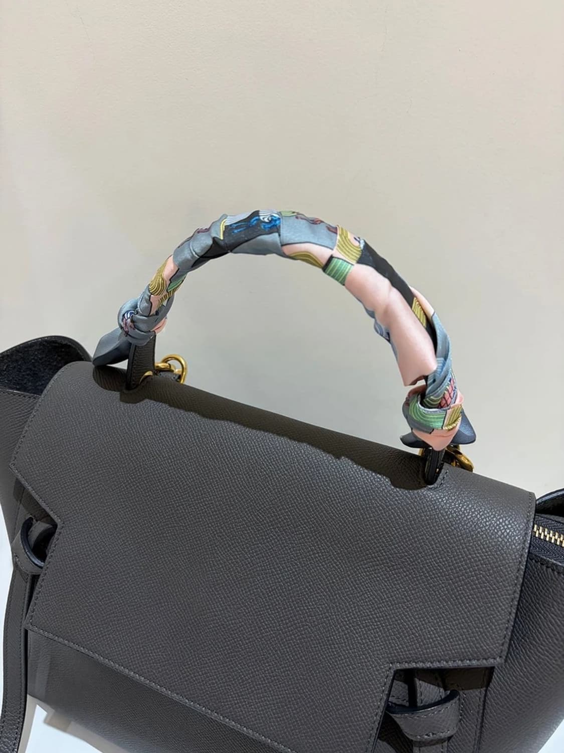 셀린느 CELINE 마이크로 미니 벨트백 Q1566 상품이미지3
