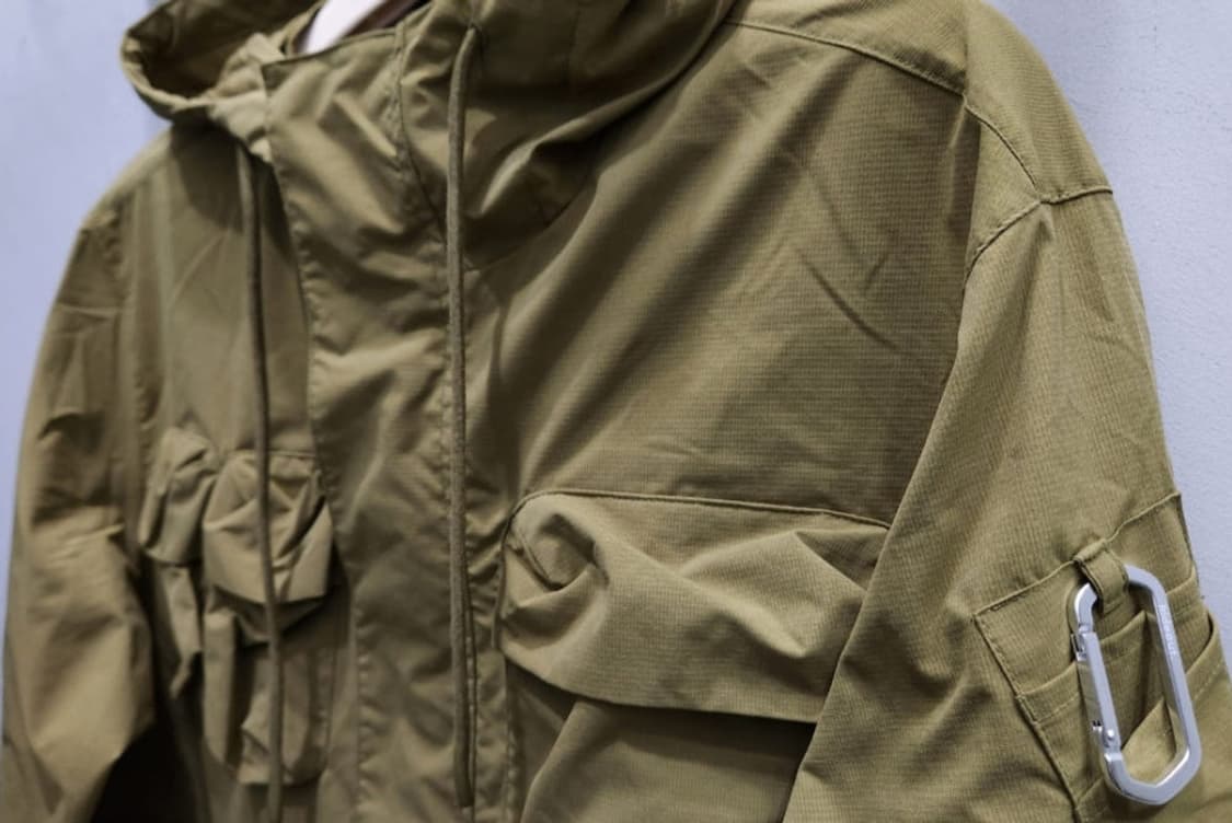 하이드아웃 볼륨 포켓 윈드브레이커 머스타드 색상 3 사이즈 상품이미지2