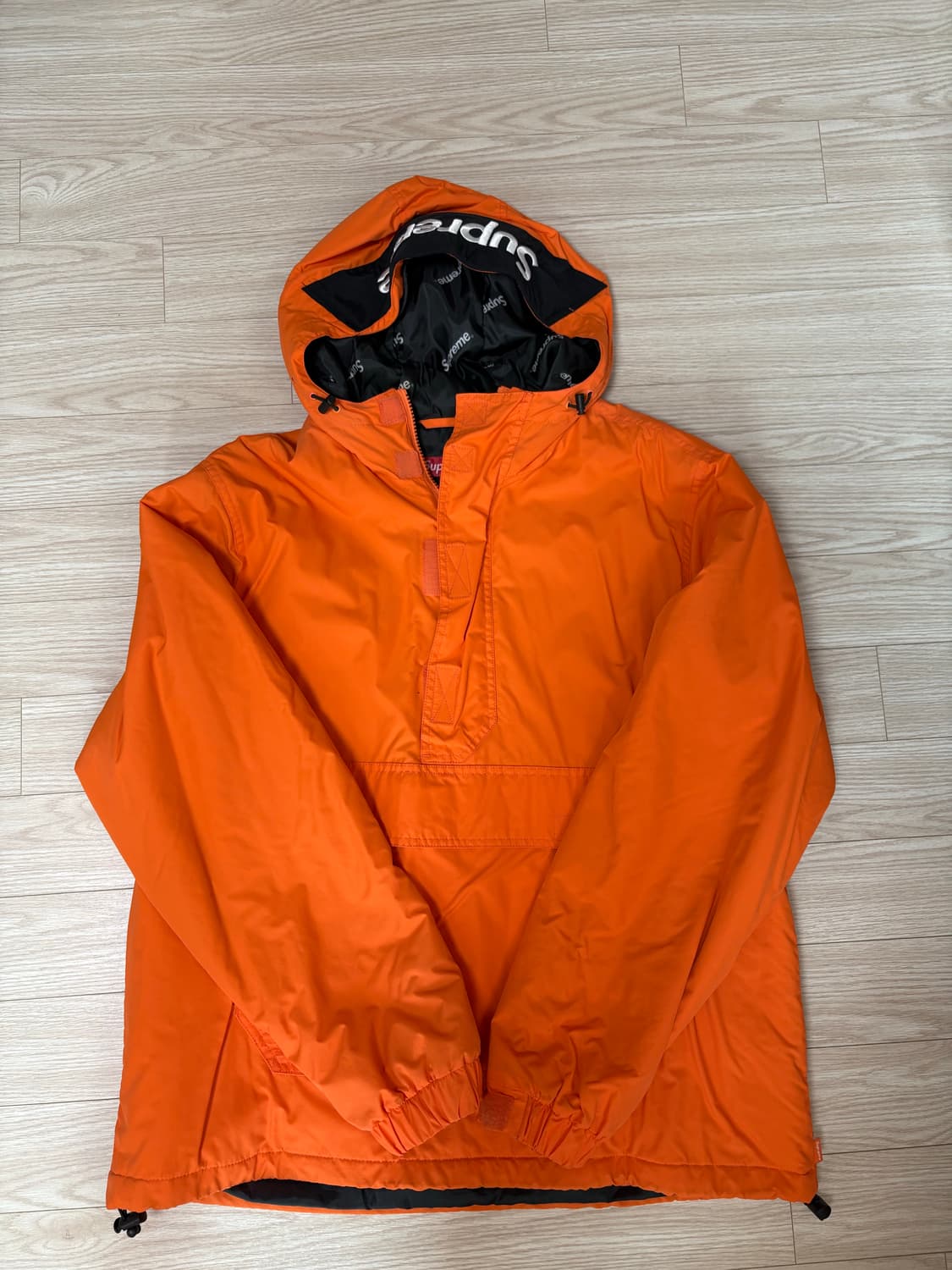 슈프림 풀오버 하프짚업 아노락 자켓 오렌지 상품이미지1