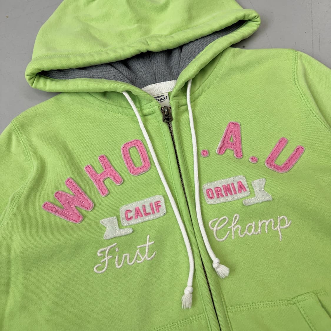 후아유 그린 핑크 아치로고 메로나맛 후드집업 상품이미지3