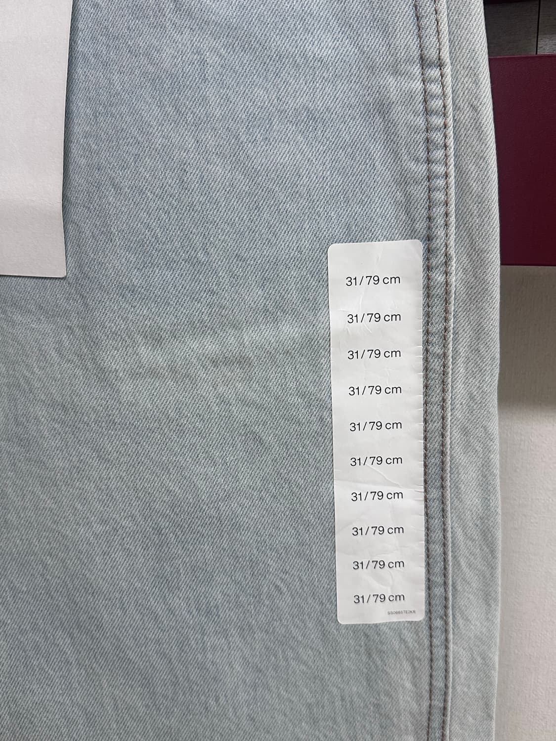 [새상품] 유니클로 U 레귤러 피트 진 라이트 블루 31사이즈 상품이미지3