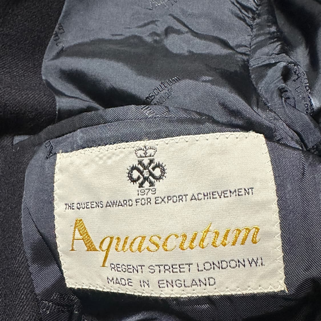 AQUASCUTUM gold button blazer jacket 상품이미지5