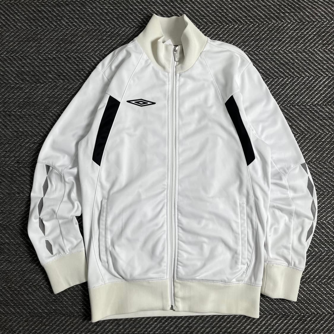 엄브로 사이드라인 올드스쿨 하이넥 트랙탑 져지y 3283 상품이미지2