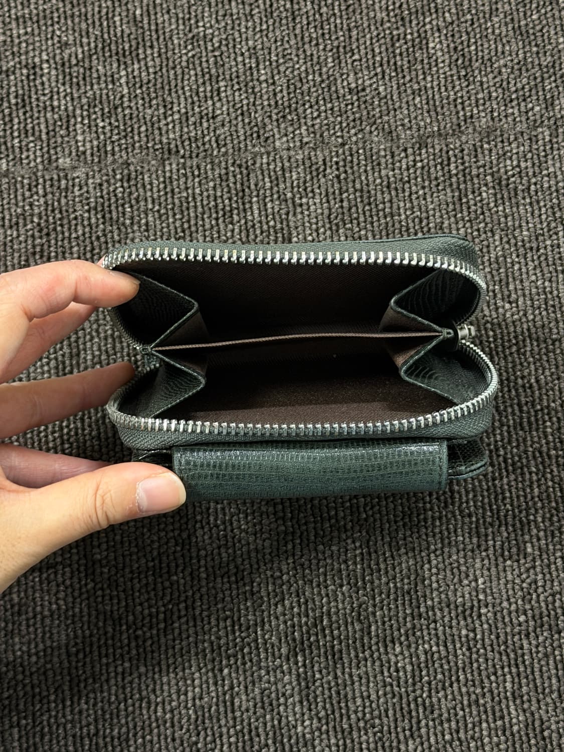 마뗑킴 콤팩트 월렛 딥그린 상품이미지3