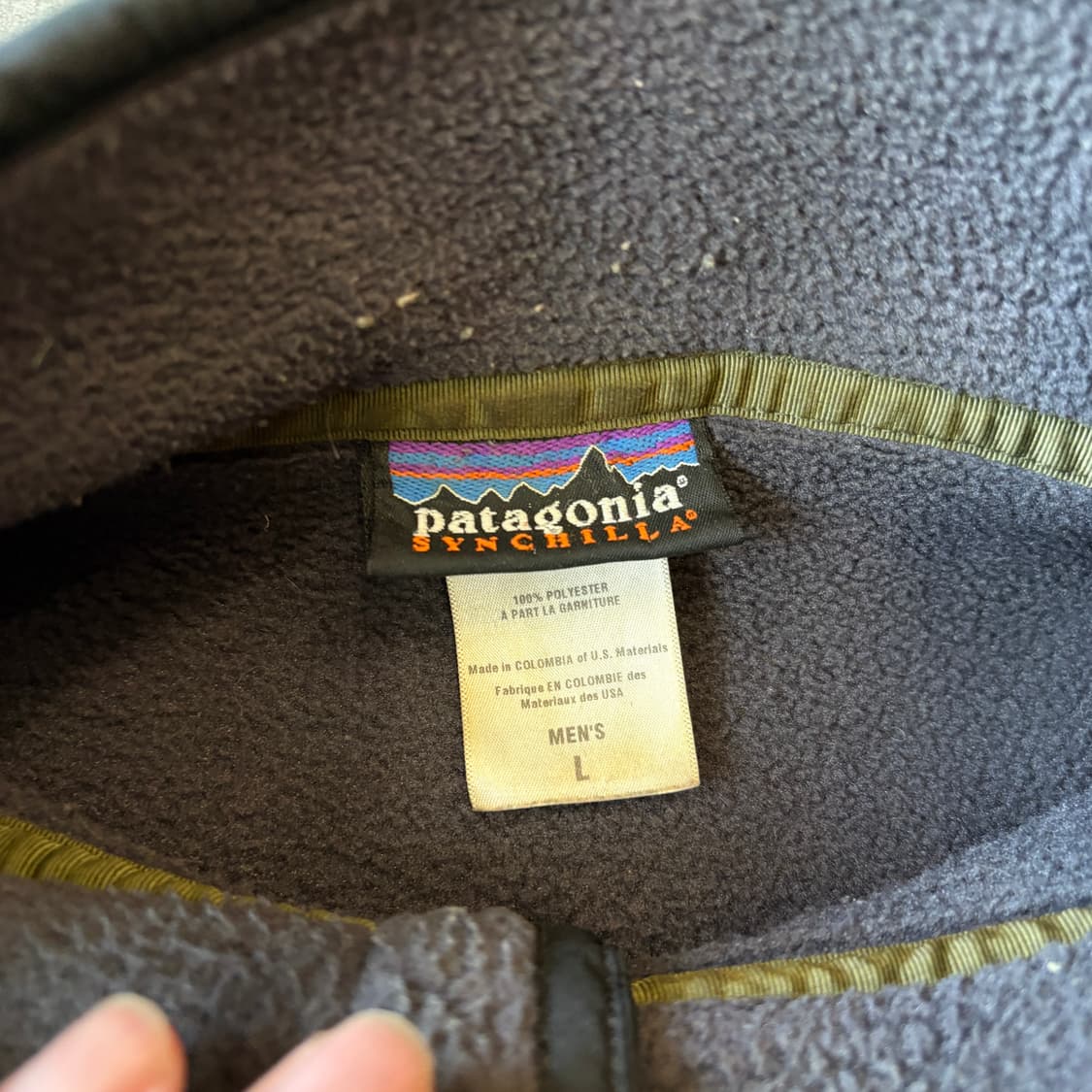 파타고니아 신칠라 다크 그레이 스냅티  상품이미지6
