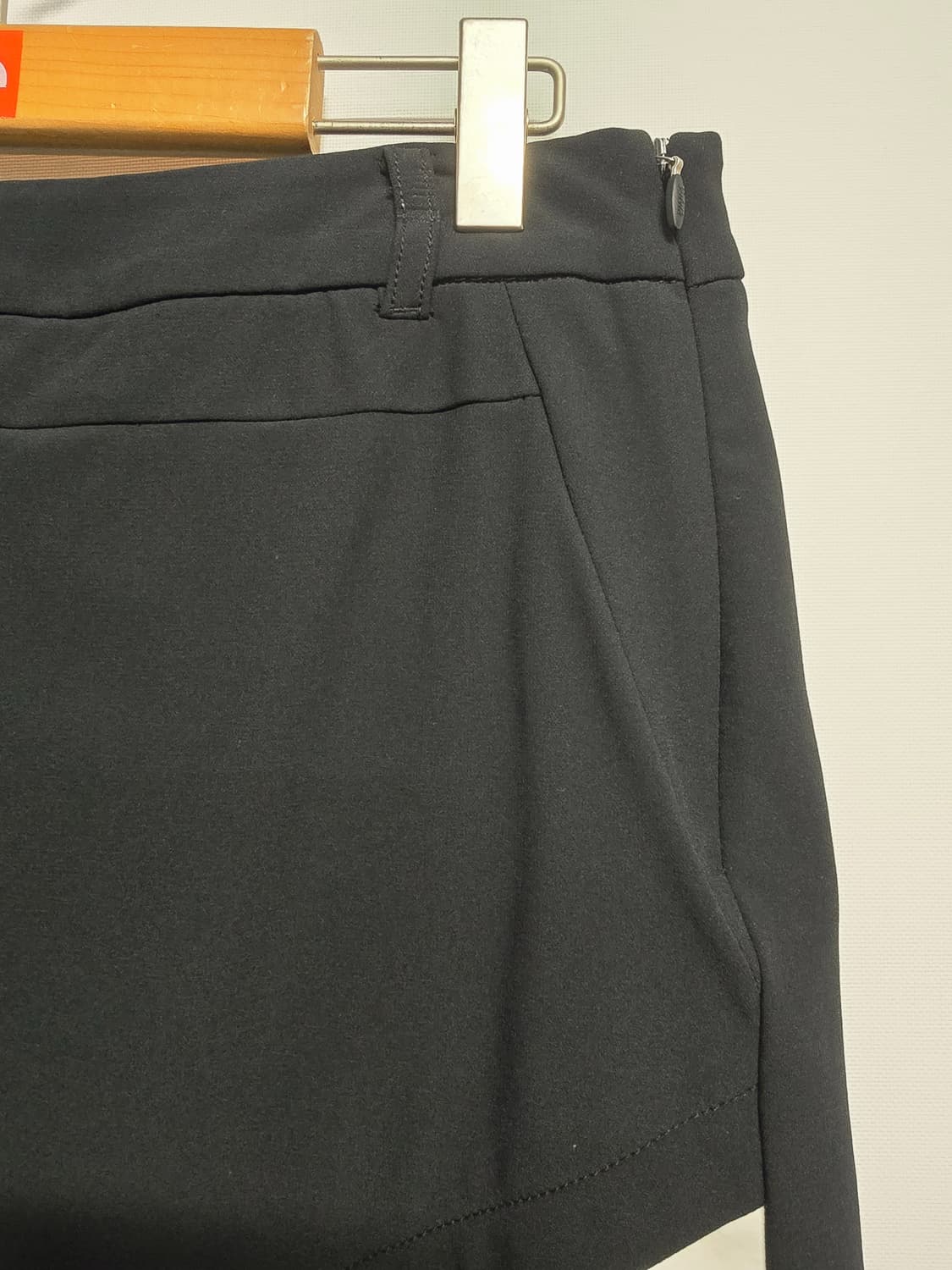 볼빅 블랙 골프 치마 스커트 상품이미지2