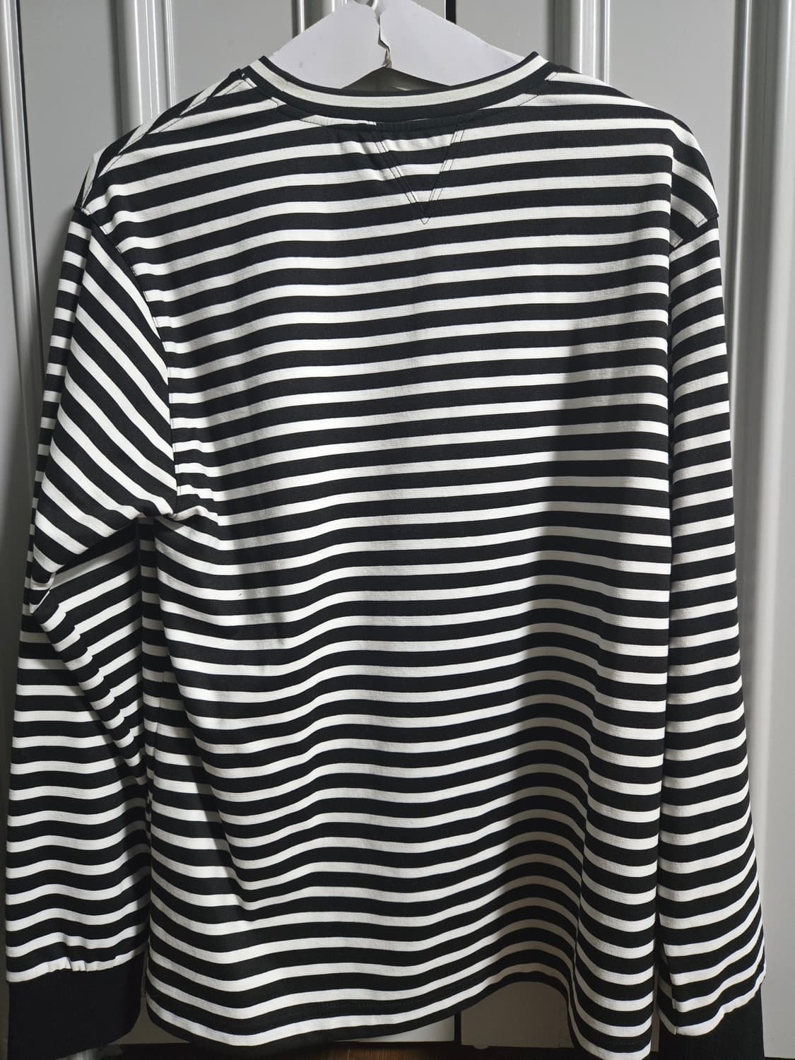 송지오 옴므 지제로 스트라이프 롱슬리브 상품이미지2