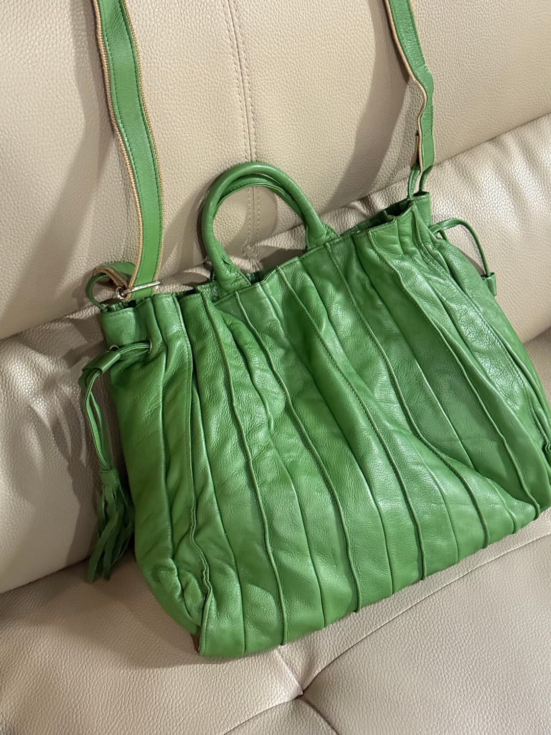 real leather green pleats detail bag 상품이미지2