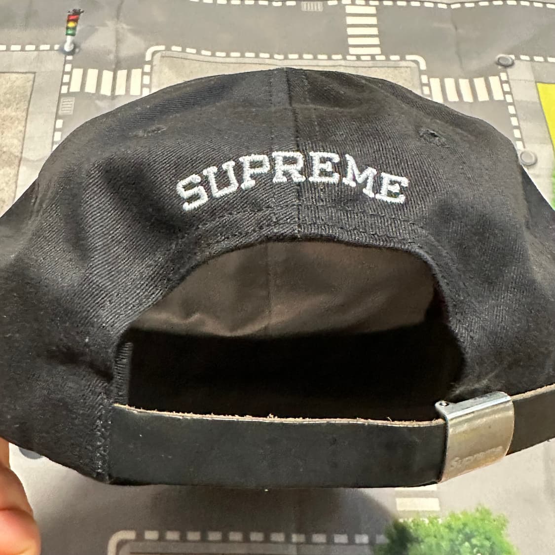 슈프림 바이저 라벨 6패널 캡 블랙 18SS 상품이미지5