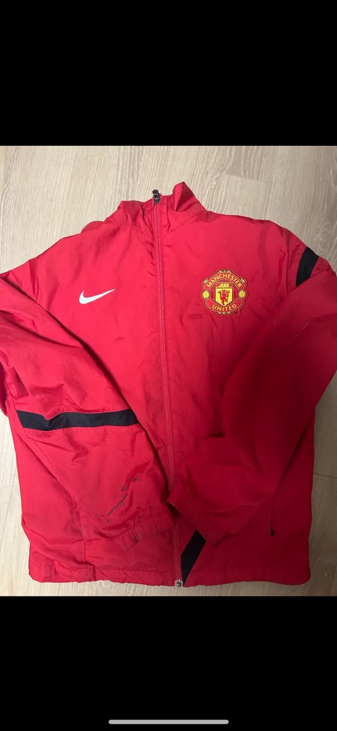 나이키 맨유 바람막이 상품이미지1
