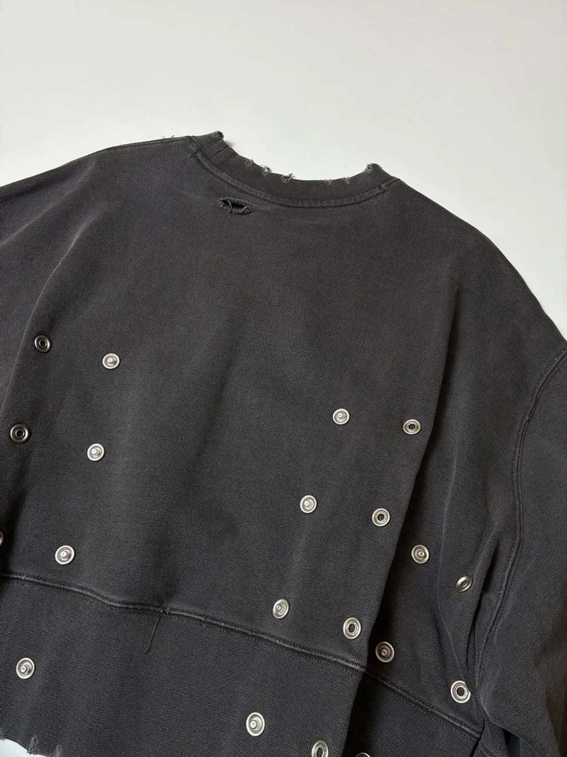 로레일즈 Loerails 23FW 크롭 스웻 셔츠 PN8722 상품이미지5