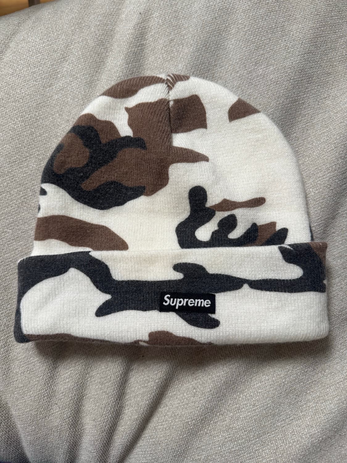 슈프림 카모 비니 상품이미지1